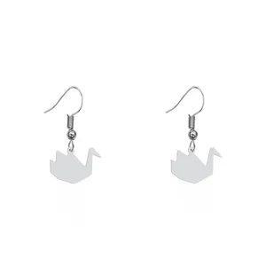 گوشواره زنانه هایکا طرح قو مدل ha-305