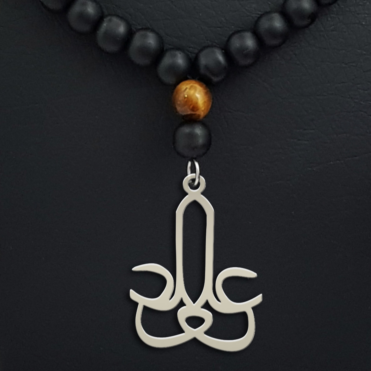 گردنبند نقره مردانه ترمه ۱ طرح علی کد mas 00442 گردنبند نقره مردانه ترمه ۱ طرح علی کد mas 00442