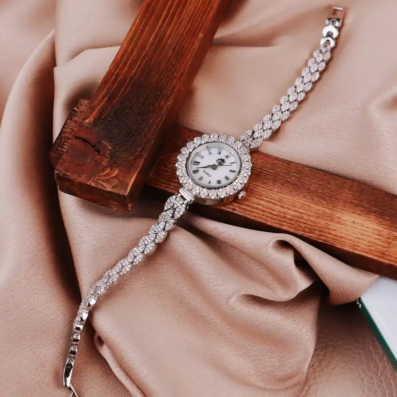 ساعت مچی عقربه ای زنانه جی تی ای مدل جی نایس 27