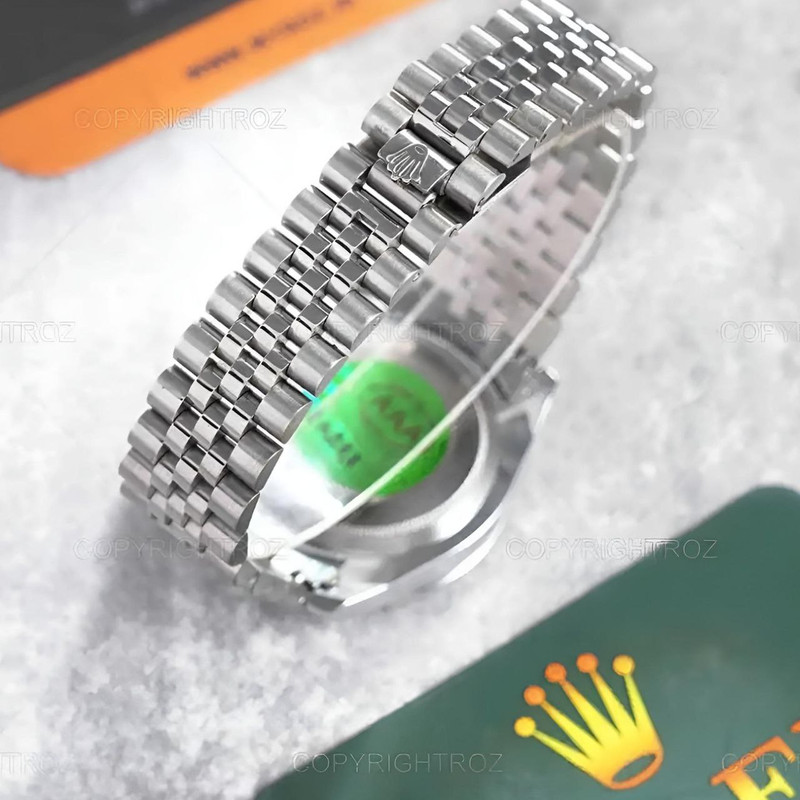 ساعت مچی عقربه‌ای مردانه مدل ساب مارین قفل مخفی کد 01