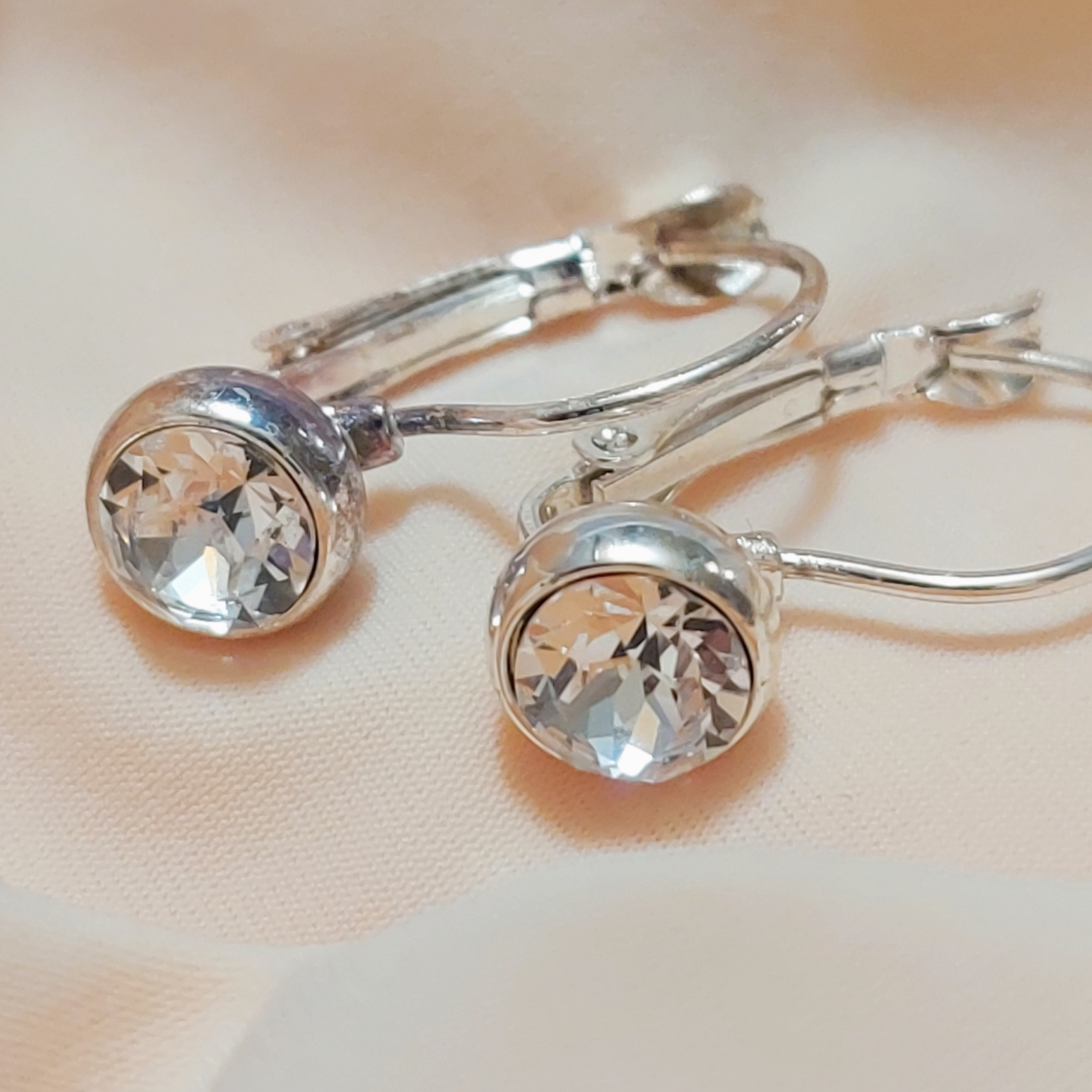 گوشواره زنانه آی ام مدل تک نگین swarovski