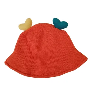 کلاه بافتنی بچگانه مدل گوشدار رنگ نارنجی