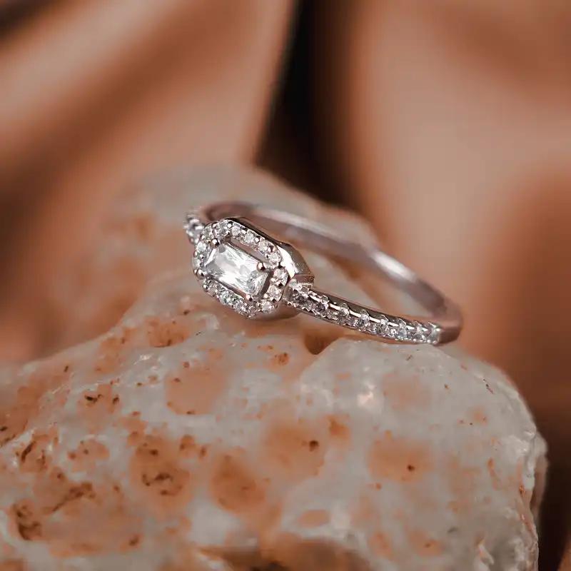 انگشتر نقره زنانه جی تی ای مدل جی نایس