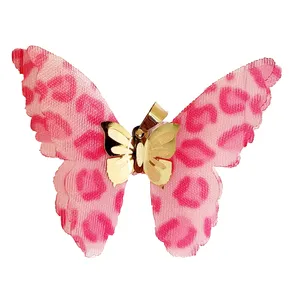 آویز گردنبند طلا 18 عیار زنانه مدل پروانه کد 180