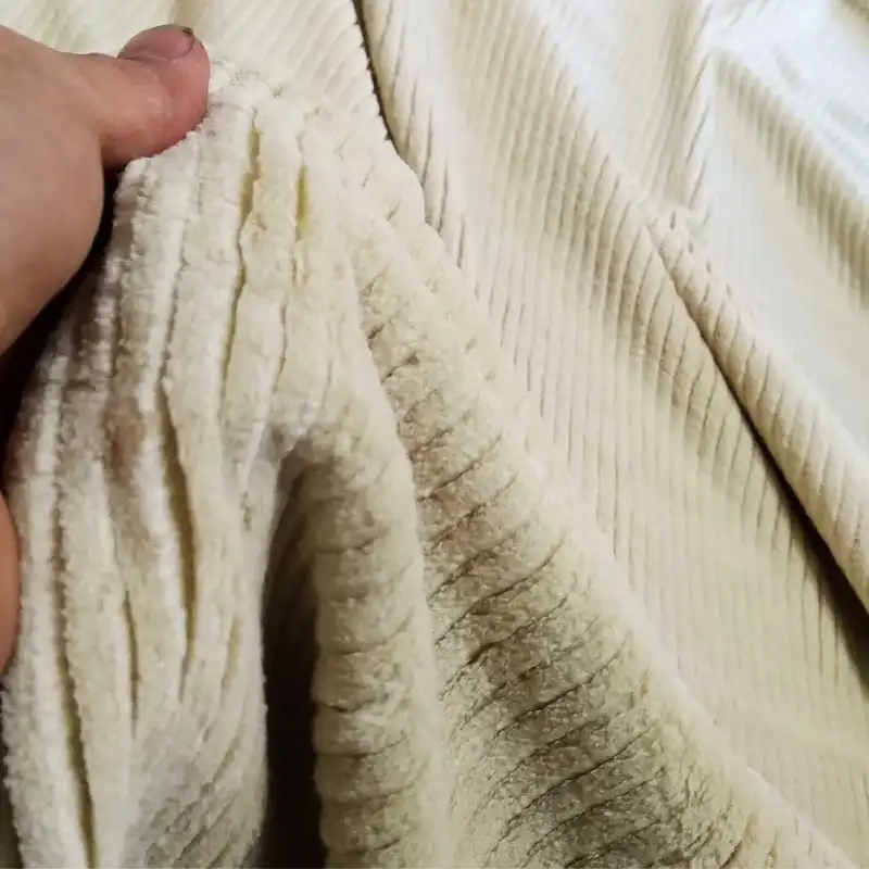 پارچه لباس مدل مخمل حوله ای دو رو طرح راه راه کد KERE_M2