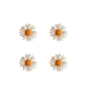 شمع شناور مدل بابونه بسته 4عددی
