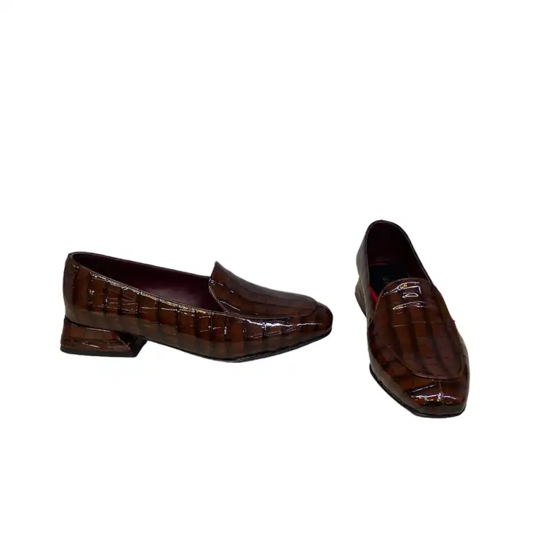 کفش زنانه مدل ورنی رنگ قهوه ای