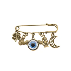 سنجاق سینه زنانه دلنار گالری مدل چشم نظر و ماه