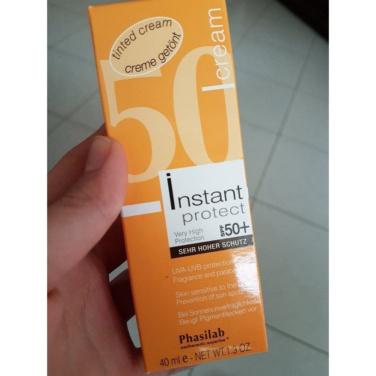 کرم ضد آفتاب اینستنت مدل Phasilab حجم 40 میلی لیتر کرم ضد آفتاب اینستنت مدل Phasilab حجم 40 میلی لیتر