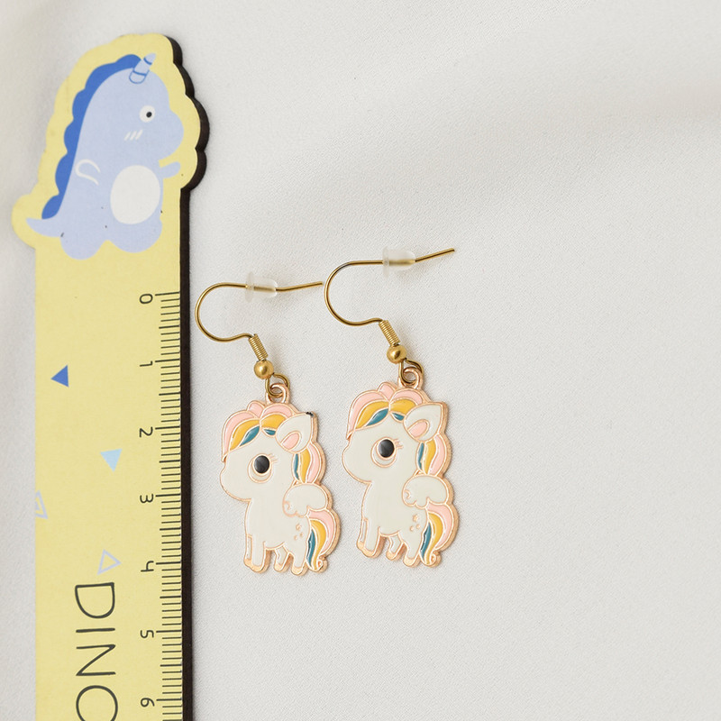 گوشواره دخترانه دلنار گالری مدل یونیکورن