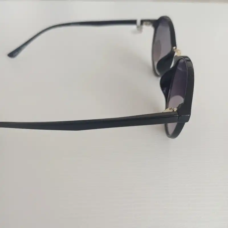 عینک آفتابی زنانه اکسسورایز مدل Iq2022