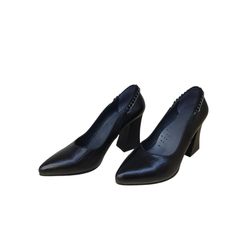 کفش زنانه مدل MNFI 385 چرم طبیعی رنگ مشکی