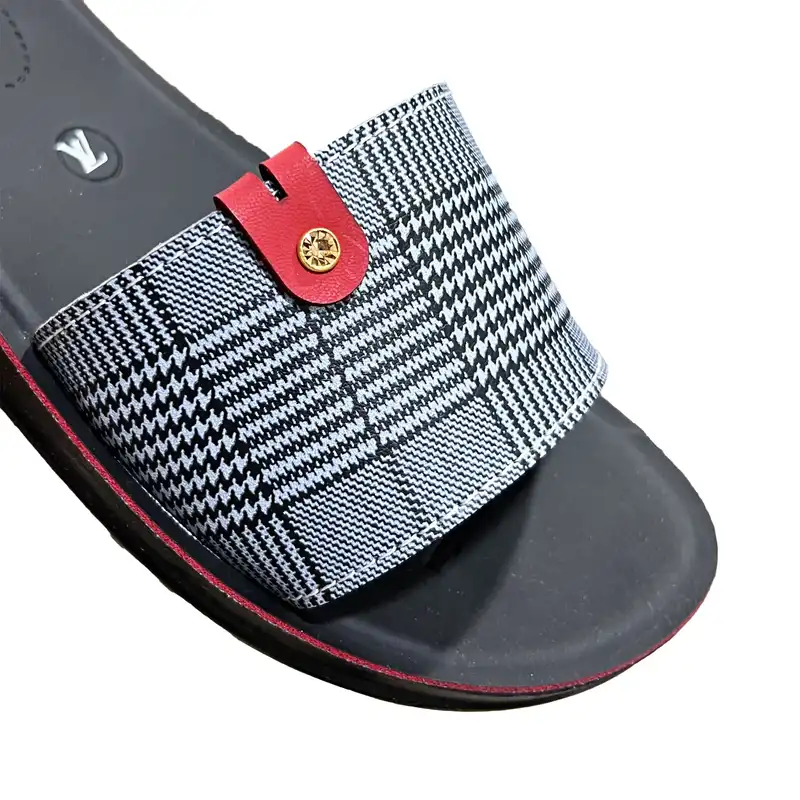 دمپایی زنانه پاپا مدل شیما کد Be-80000