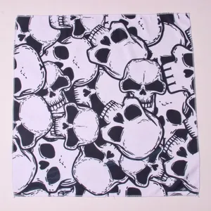 دستمال سر و گردن مدل تمام اسکلت