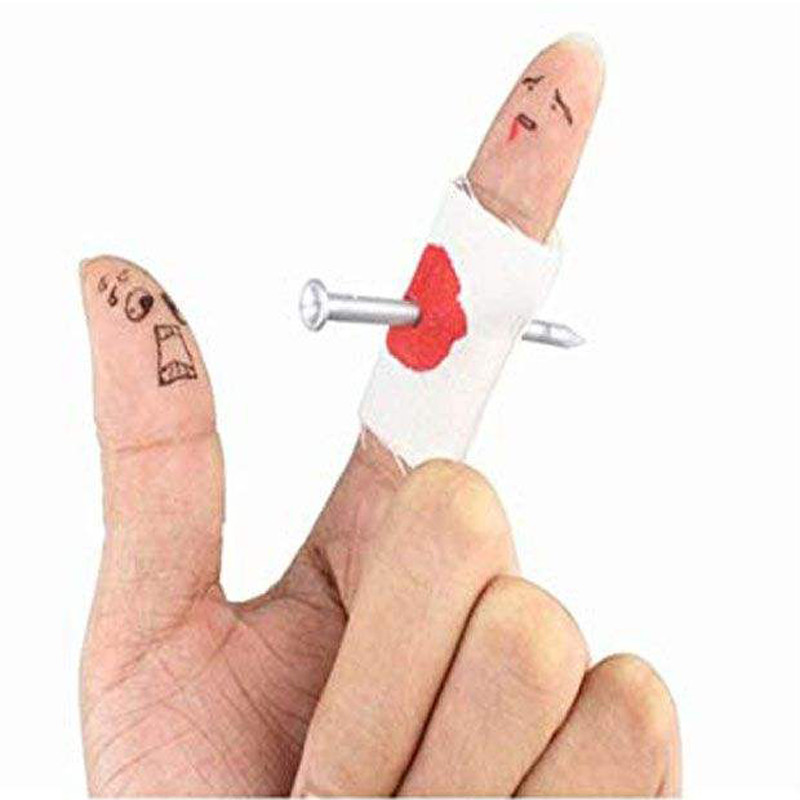 ابزار شوخی دنیای سرگرمی های کمیاب طرح میخ در انگشت مدل DSK1830 ابزار شوخی دنیای سرگرمی های کمیاب طرح میخ در انگشت مدل DSK1830