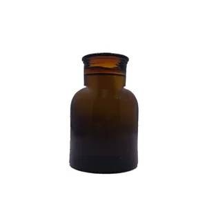 گلدان دکوری مدل شیشه ای