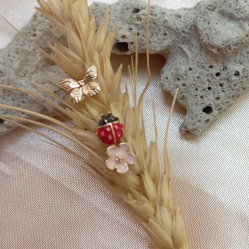 گوشواره زنانه آی ام مدل SMR 050 مجموعه 4 عددی گوشواره زنانه آی ام مدل SMR 050 مجموعه 4 عددی