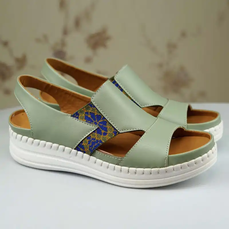 صندل زنانه مدل آیسان