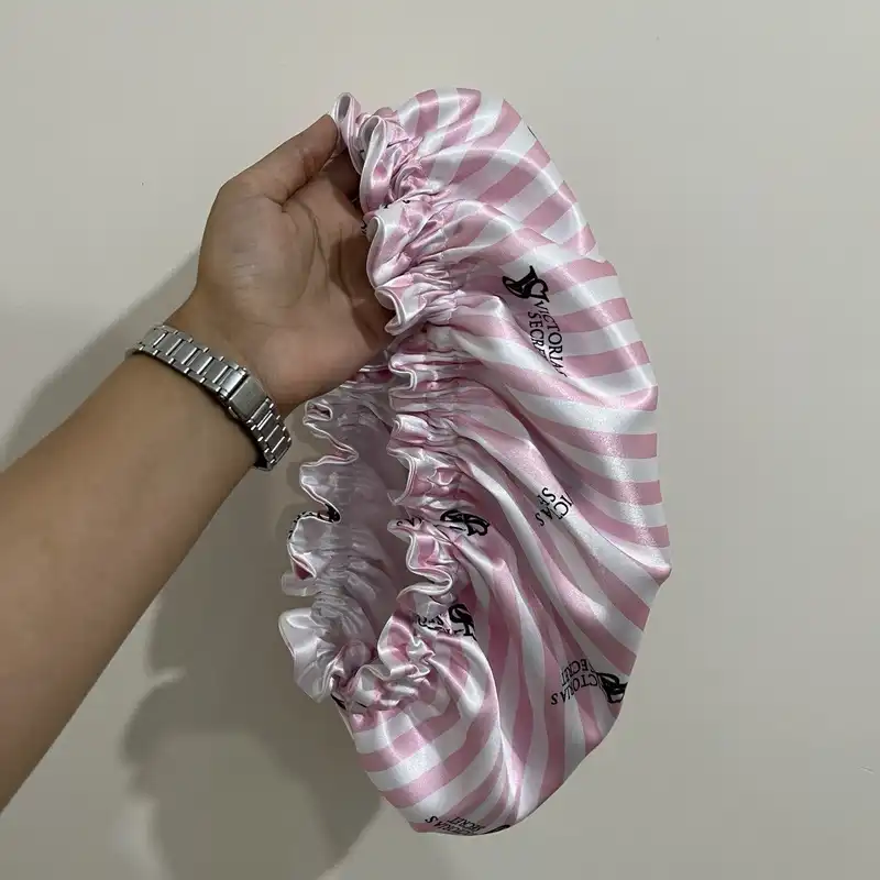 کلاه زنانه مدل ساتن ابریشم