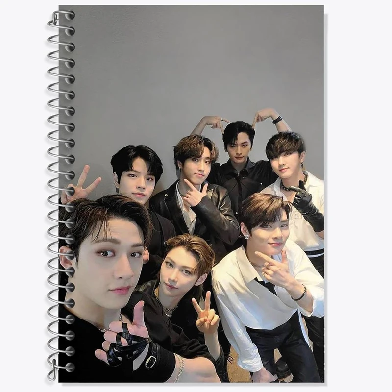 دفتر زبان 50 برگ خندالو مدل سه خط طرح گروه استری کیدز Stary Kids کد 16876