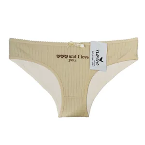 شورت زنانه توفاها مدل کبریتی کد C2266