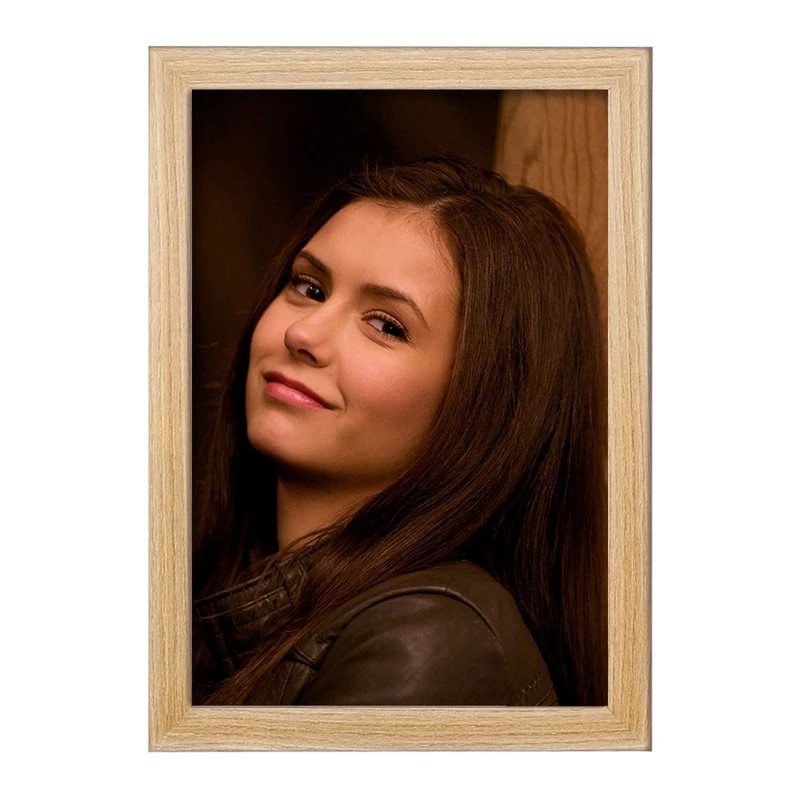 تابلو خندالو مدل الینا گیلبرت خاطرات یک خون آشام The Vampire Diaries  کد 20274