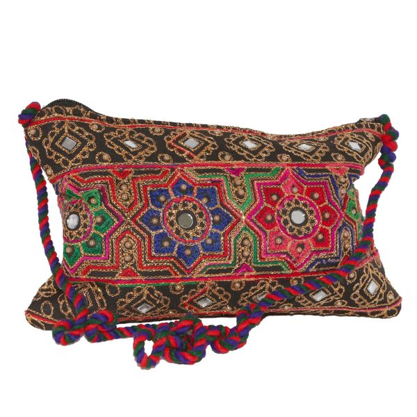 کیف دستی دست دوز زنانه مدل بلوچی کد 12 کیف دستی دست دوز زنانه مدل بلوچی کد 12