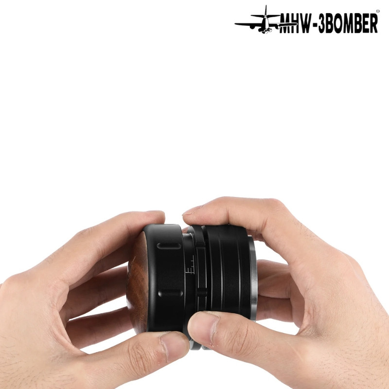 تمپر قهوه ام اچ دبلیو تری بمبر مدل شیار دار سری مموری کد 58 تمپر قهوه ام اچ دبلیو تری بمبر مدل شیار دار سری مموری کد 58