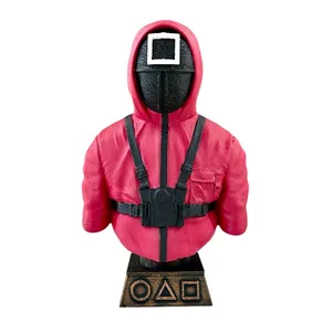 فیگور مدل اسکوئید گیم طرح نگهبان ارشد ارتفاع 16 سانتی متر