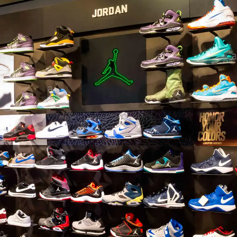 چراغ دیواری نئون دیزاین طرح Jordan-BL_GR