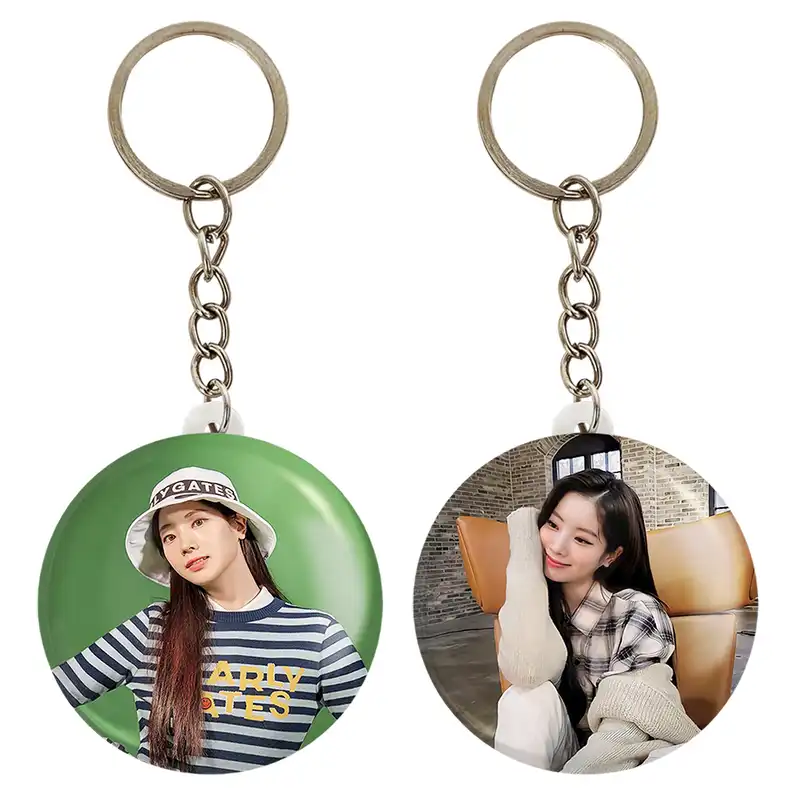 جاکلیدی خندالو مدل داهیون گروه توایس TWICE کد 1991019904 مجموعه 2 عددی