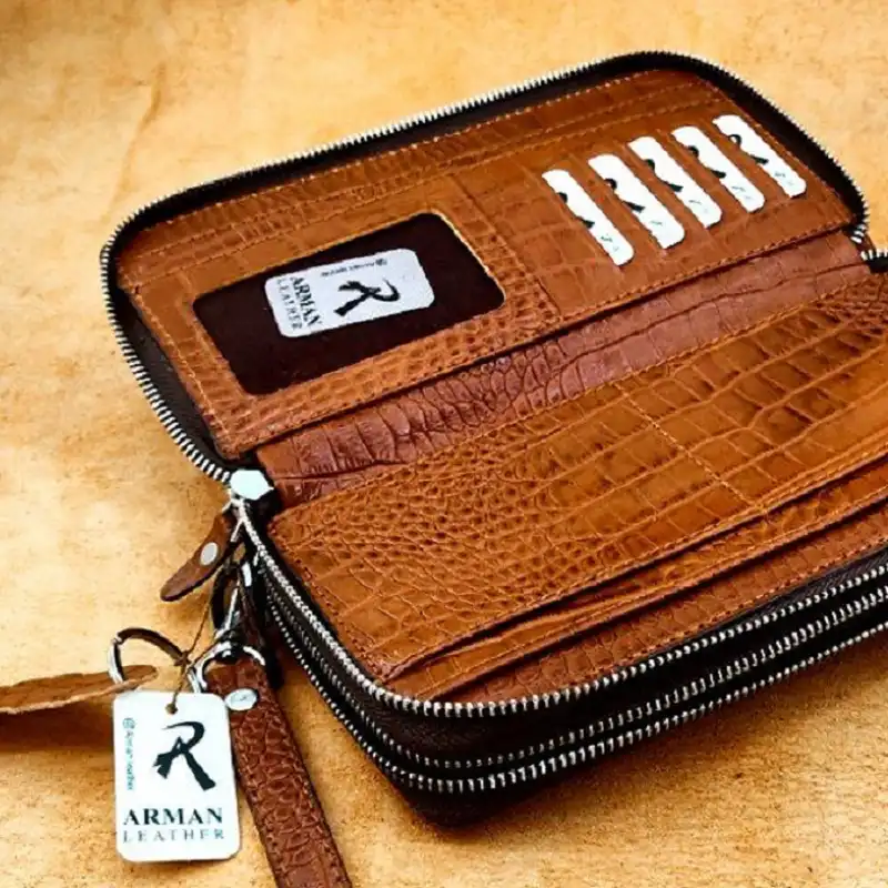 کیف پاسپورتی چرم آرمان مدل کروکودیل 601