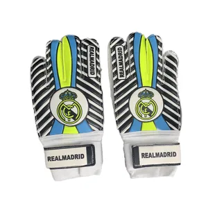 دستکش دروازه بانی مدل رئال مادرید کد 20