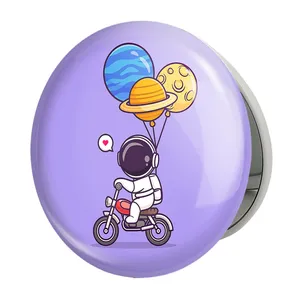 آینه جیبی خندالو طرح فضانورد مدل تاشو کد 25099 