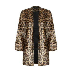 پالتو زنانه طرح پلنگی کد th030  