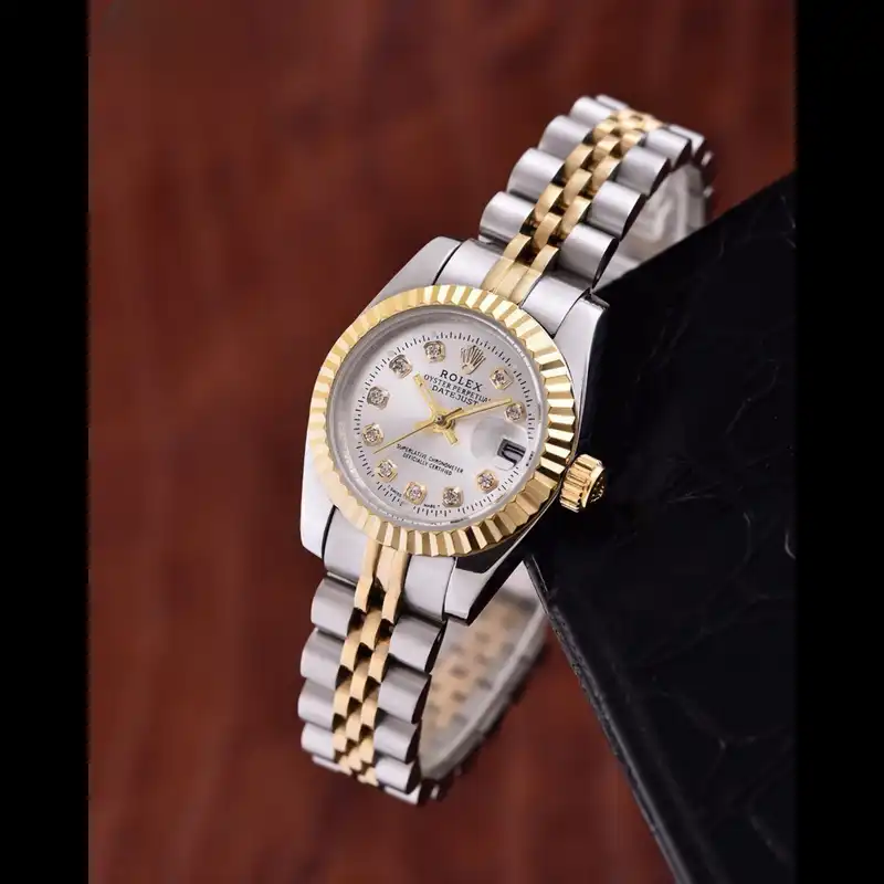 ساعت مچی عقربه ای زنانه  مدل دیت جاست تقویم دار