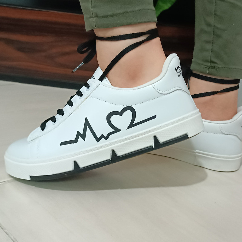 کفش روزمره زنانه مدل ضربان