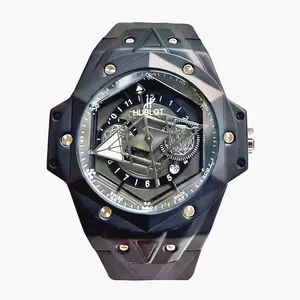 ساعت مچی عقربه‌ای مردانه هابلوت مدل هندسی 02