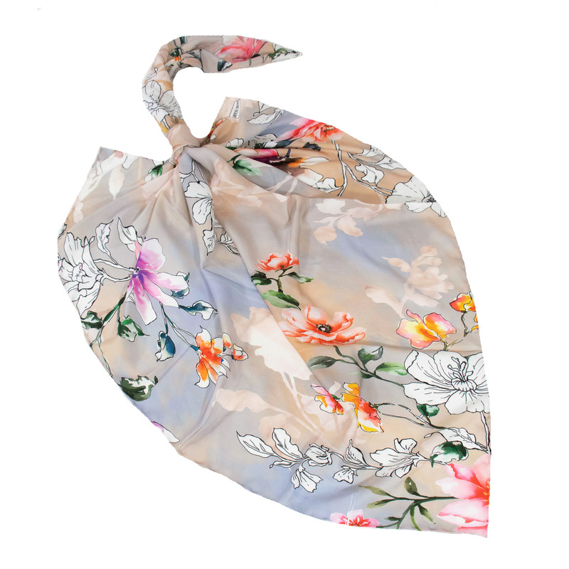 روسری زنانه مدل ابریشم توییل طرح باغ بهار قواره 120 کد sar-2231