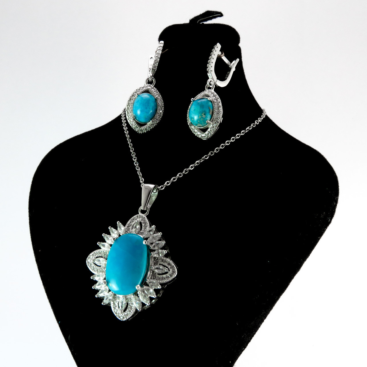 نیم ست نقره زنانه کد AV095 نیم ست نقره زنانه کد AV095