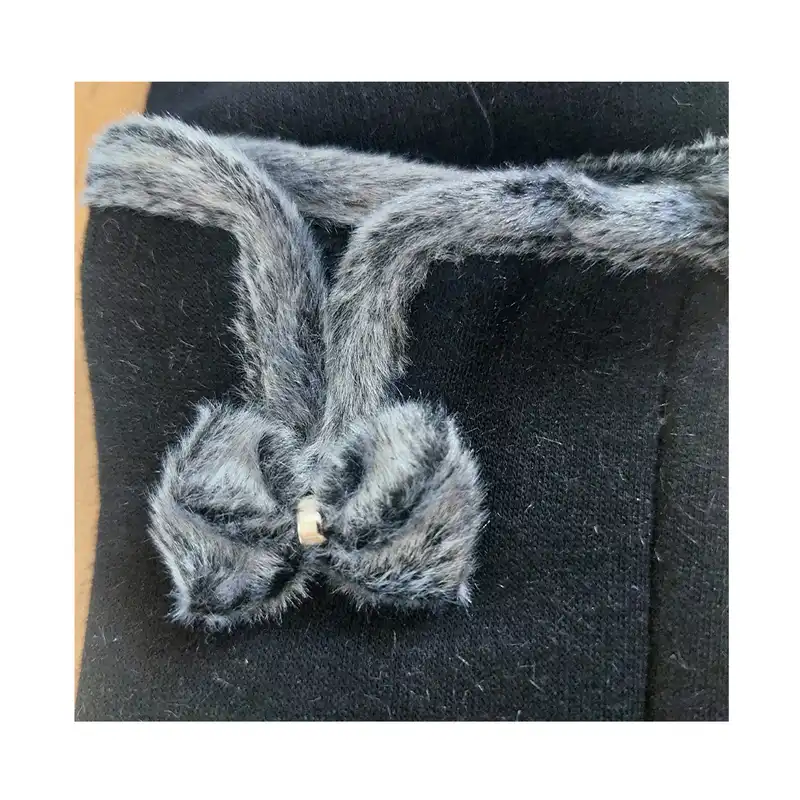 دستکش زنانه مدل پاپیون خز کد AS1468 رنگ مشکی