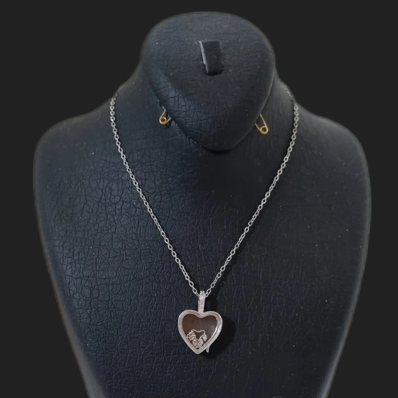 گردنبند زنانه مدل لاکت شیشه ای طرح قلب