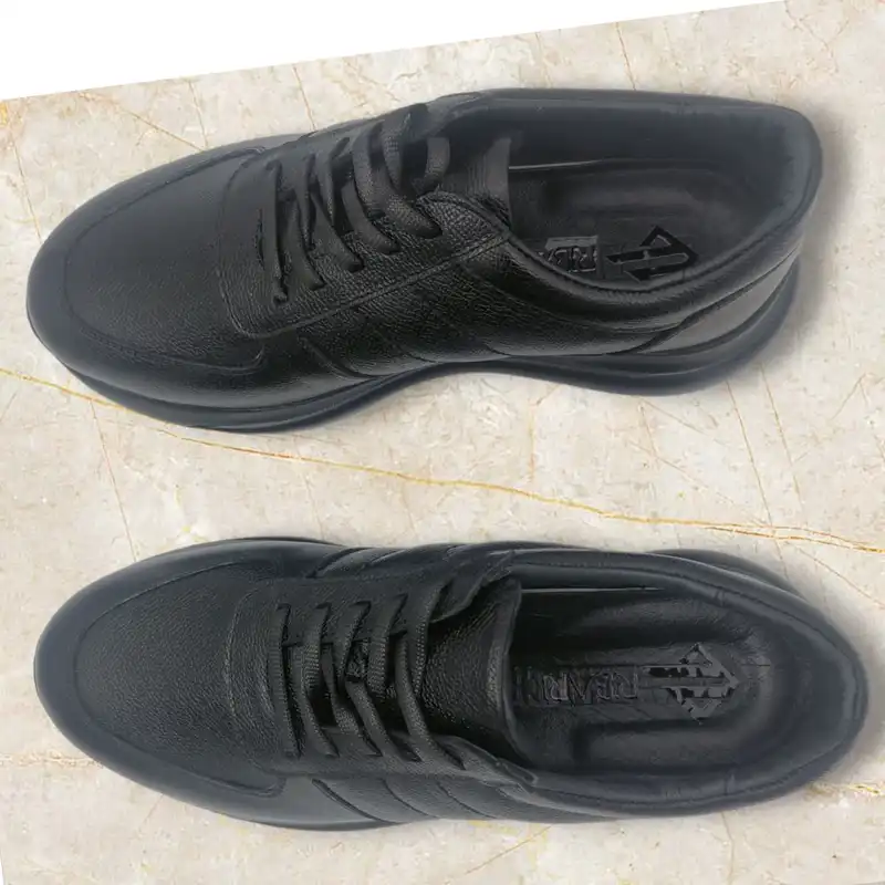 کفش روزمره زنانه ریباری مدل R1