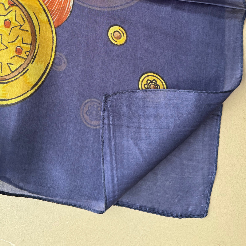 روسری زنانه مدل حریر ابریشم زنجیره ای کد 9