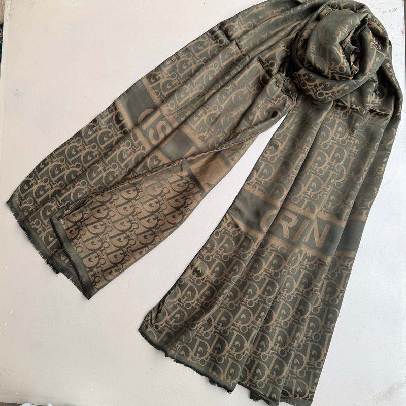 شال زنانه مدل نخ ژاکارد مهمانی مجلسی سبک و لطیف