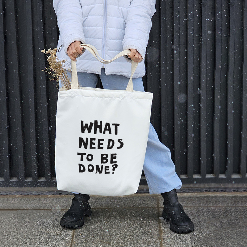 ساک خرید پارچه ای خندالو طرح What Needs To Be Done? مدل توت بگ کد 6686