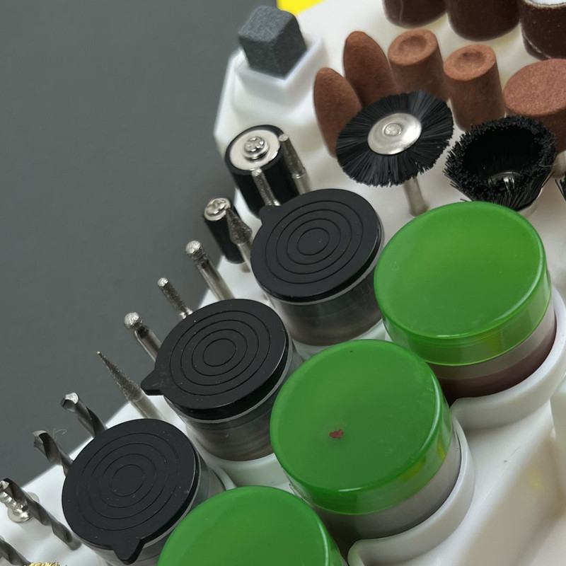 مجموعه 95 عددی پیچ گوشتی برقی و سری پیچ گوشتی سانیو مدل SADG211-180