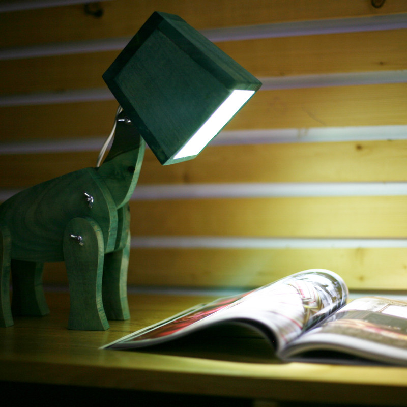 چراغ مطالعه مدل دایناسور