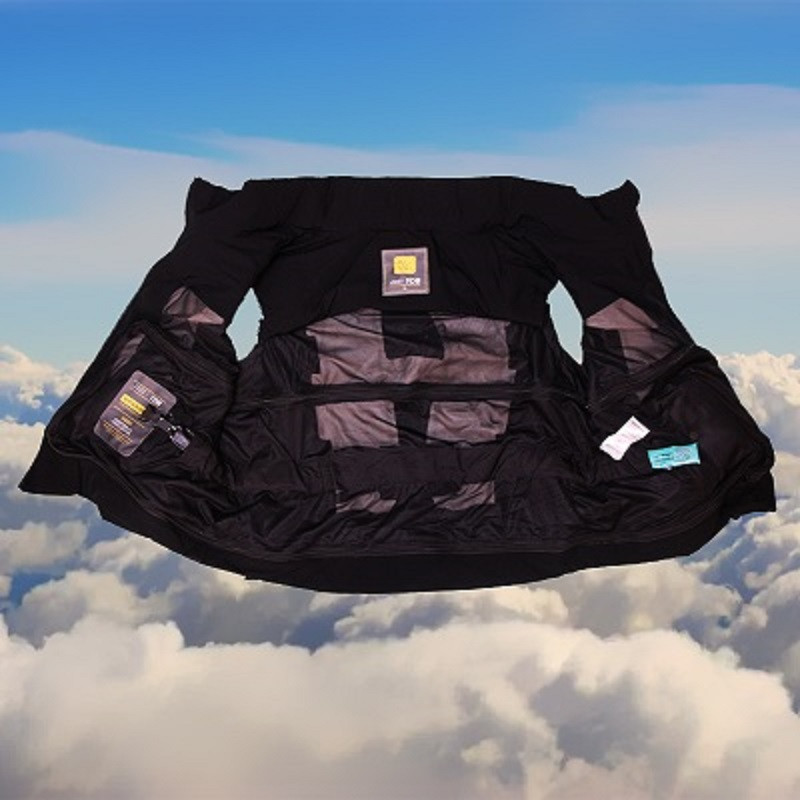 جلیقه ایمنی هوشمند مدل FallSafe مناسب برای سالمندان