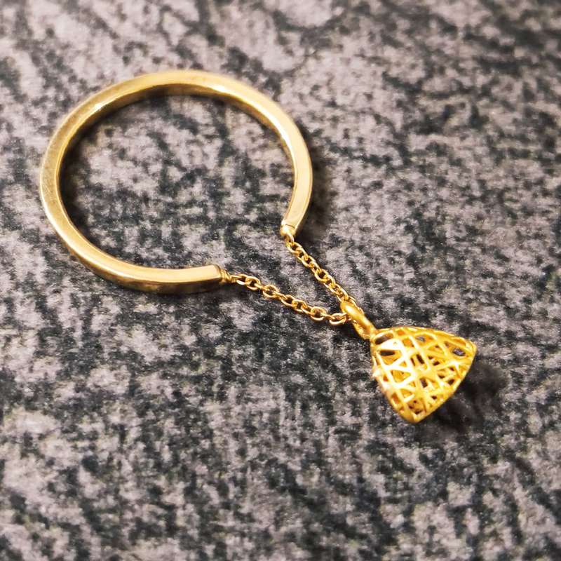  انگشتر طلا 18 عیار زنانه قیراط طرح مثلث کد GH1575